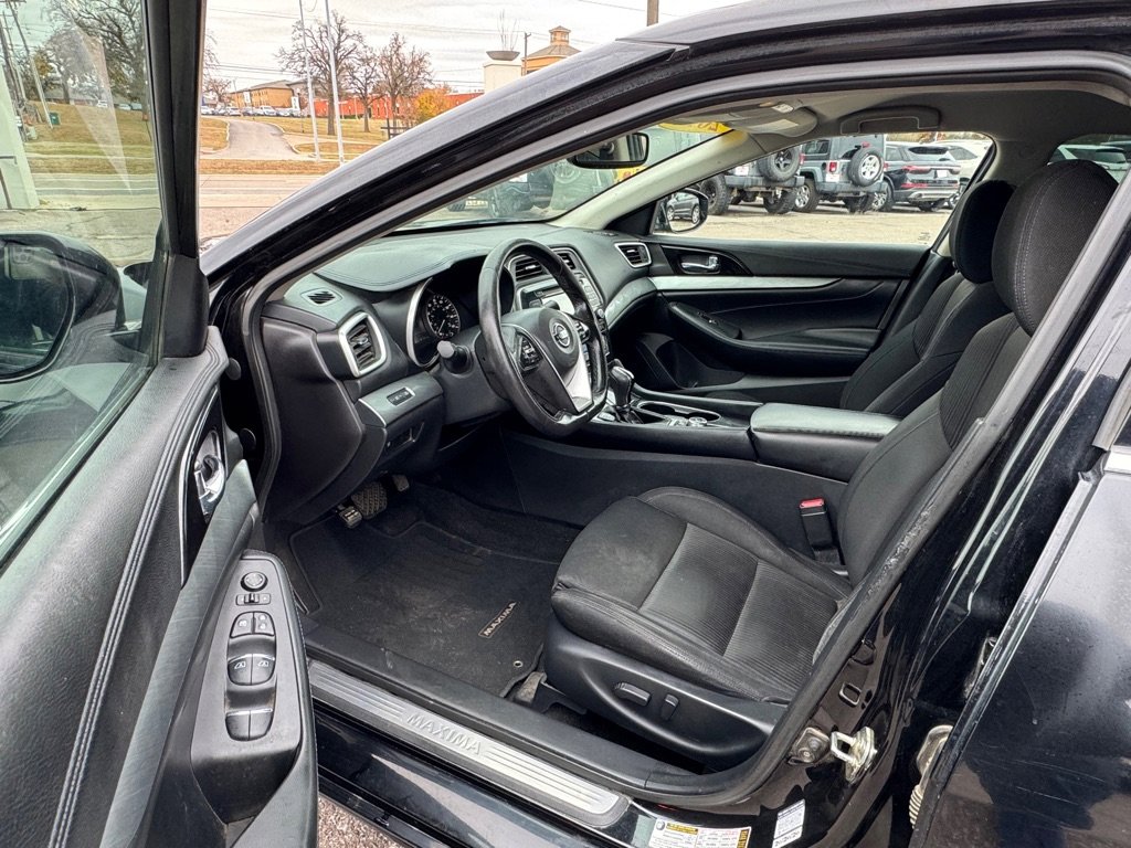 Used 2016 Nissan Maxima 3.5 S image 9