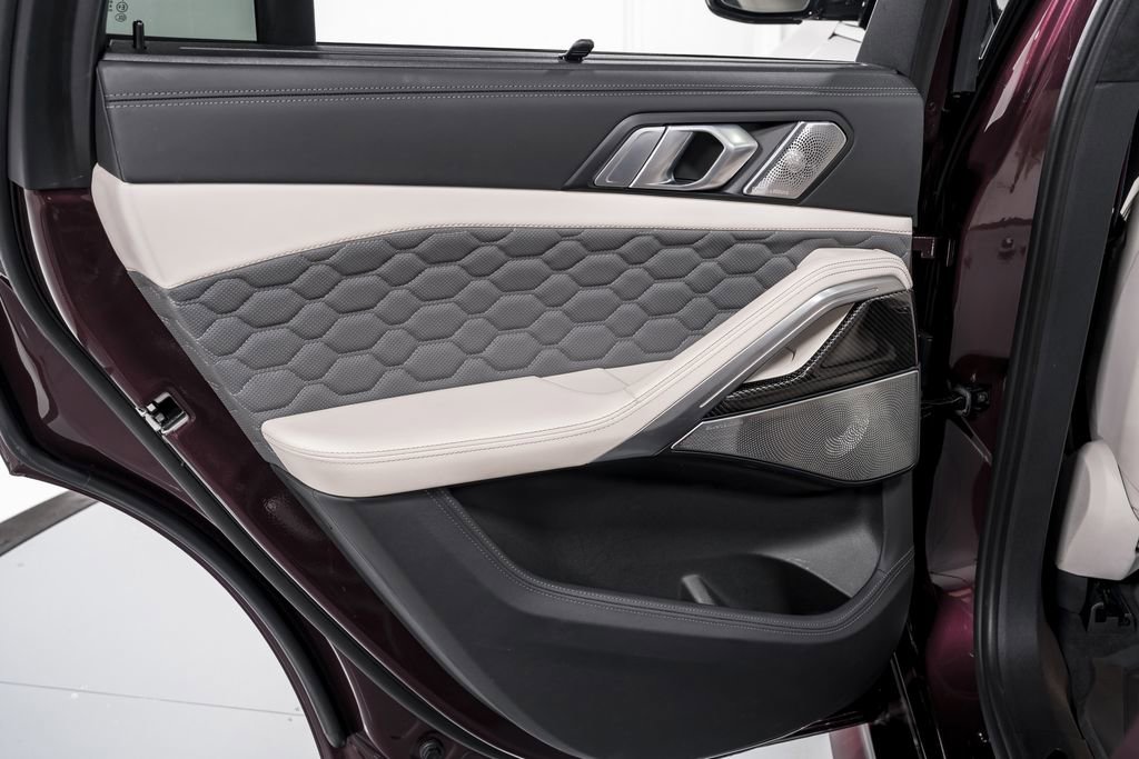 Used 2024 BMW X6 M Competition w/ Executive Package image 25