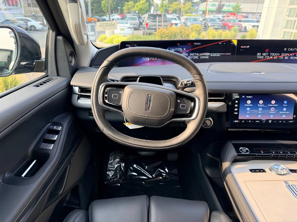 New 2027 Lincoln Navigator L Premier AWD/4WD image 10