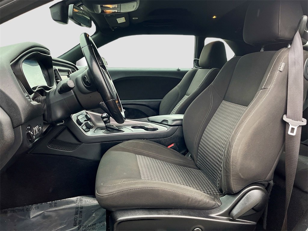 Used 2020 Dodge Challenger SXT w/ Blacktop Package image 19