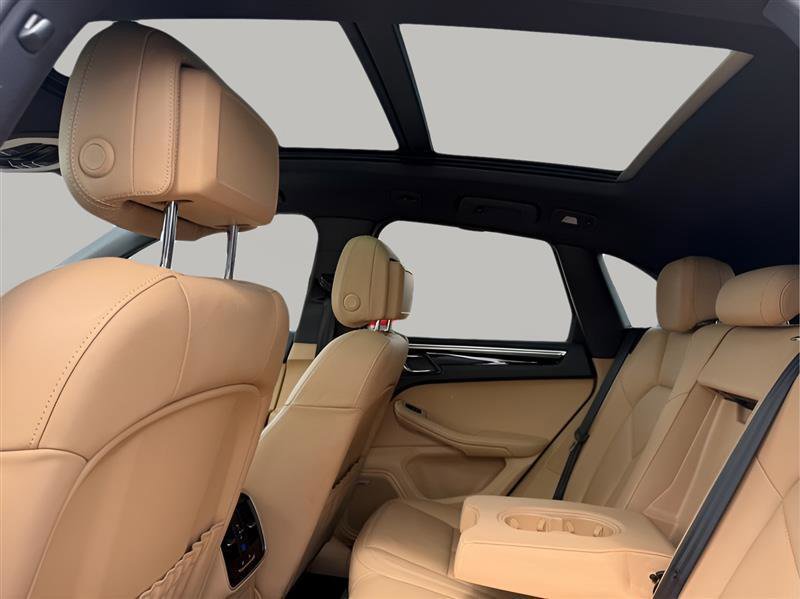 Used 2017 Porsche Macan S image 26