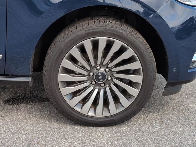 Used 2019 Lincoln Navigator L Reserve w/ Cargo Package AWD/4WD image 11