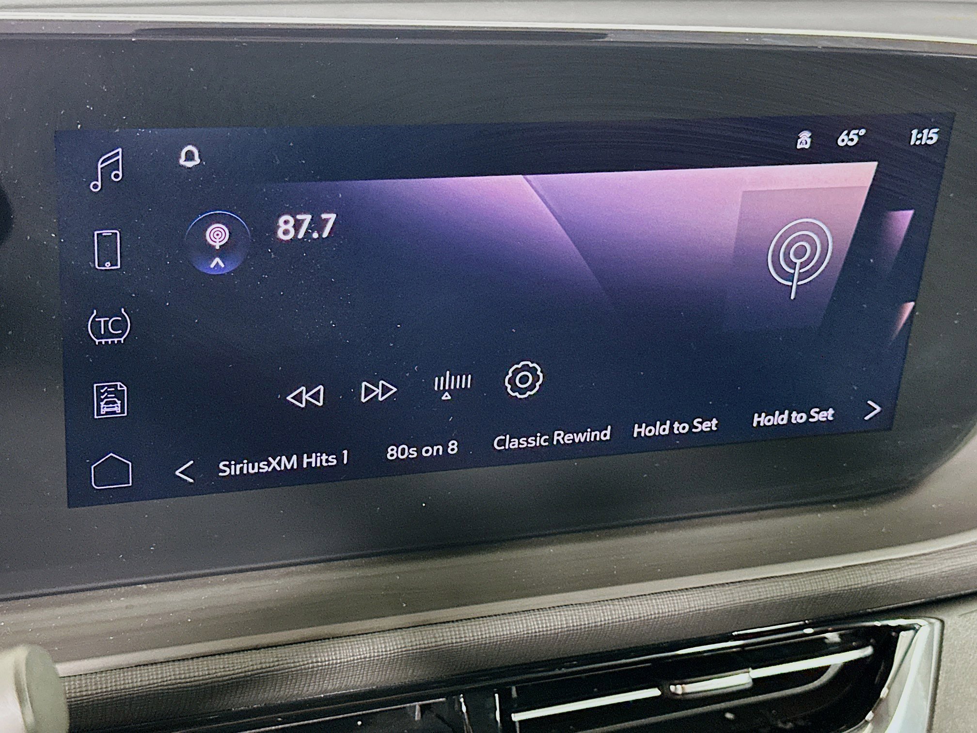 Used 2025 Buick Envista Sport Touring image 21