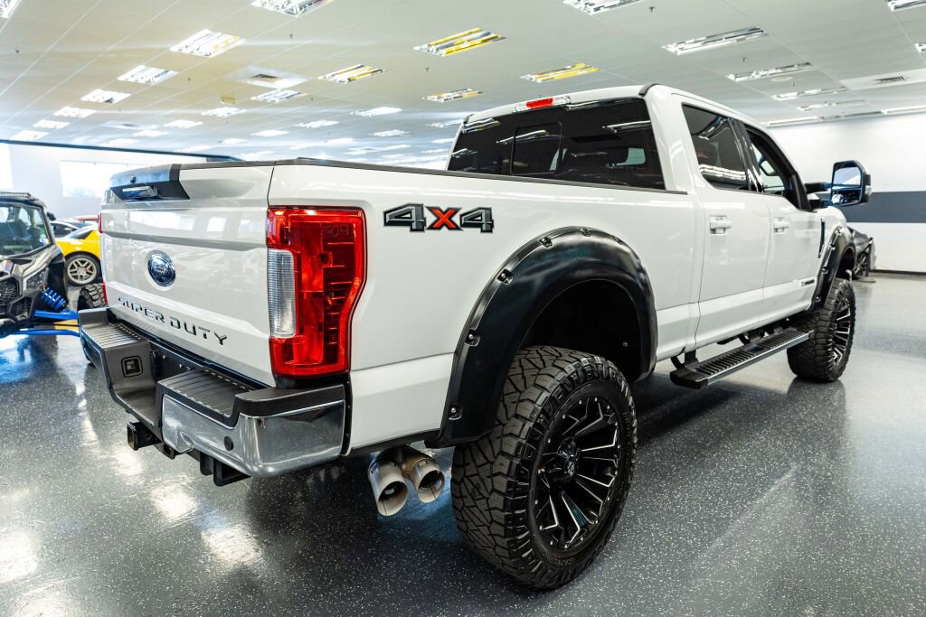 Used 2019 Ford F250 Lariat w/ Lariat Value Package image 6
