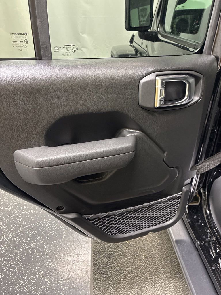 New 2026 Jeep Gladiator Sport AWD/4WD image 21