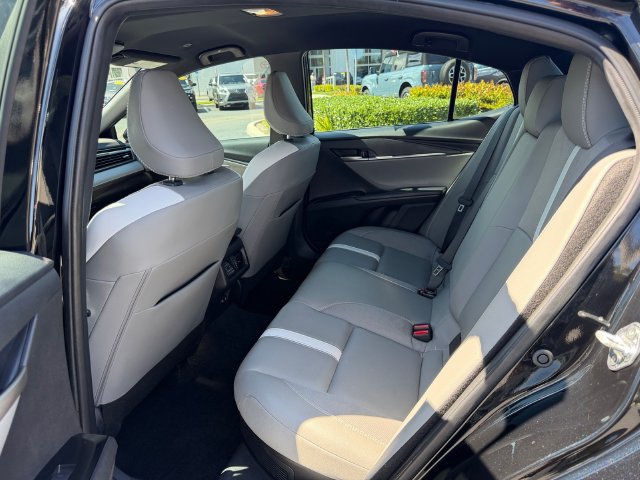 Used 2025 Toyota Camry SE FWD image 13