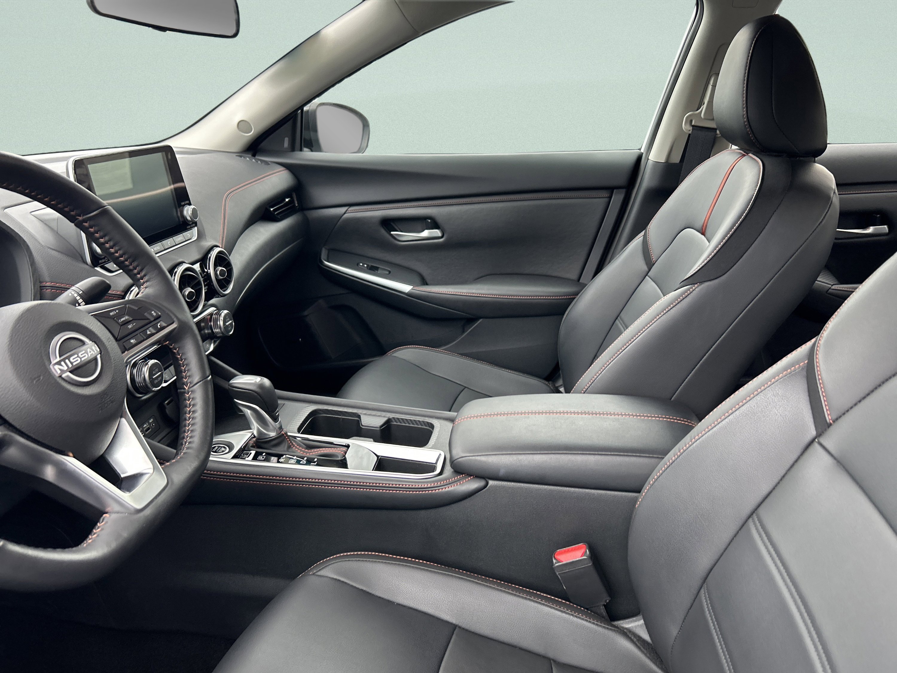 Used 2025 Nissan Sentra SR w/ SR Premium Package image 15