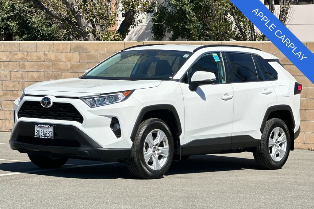Used 2021 Toyota RAV4 XLE w/ Carpet Mat Package (TMS) image 8