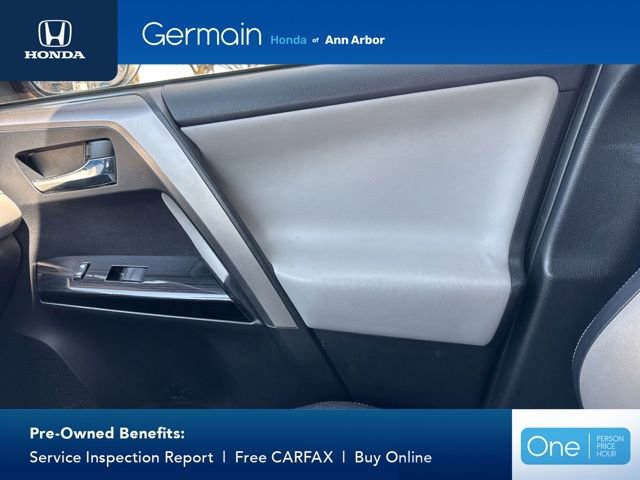 Used 2016 Toyota RAV4 Limited AWD/4WD image 31