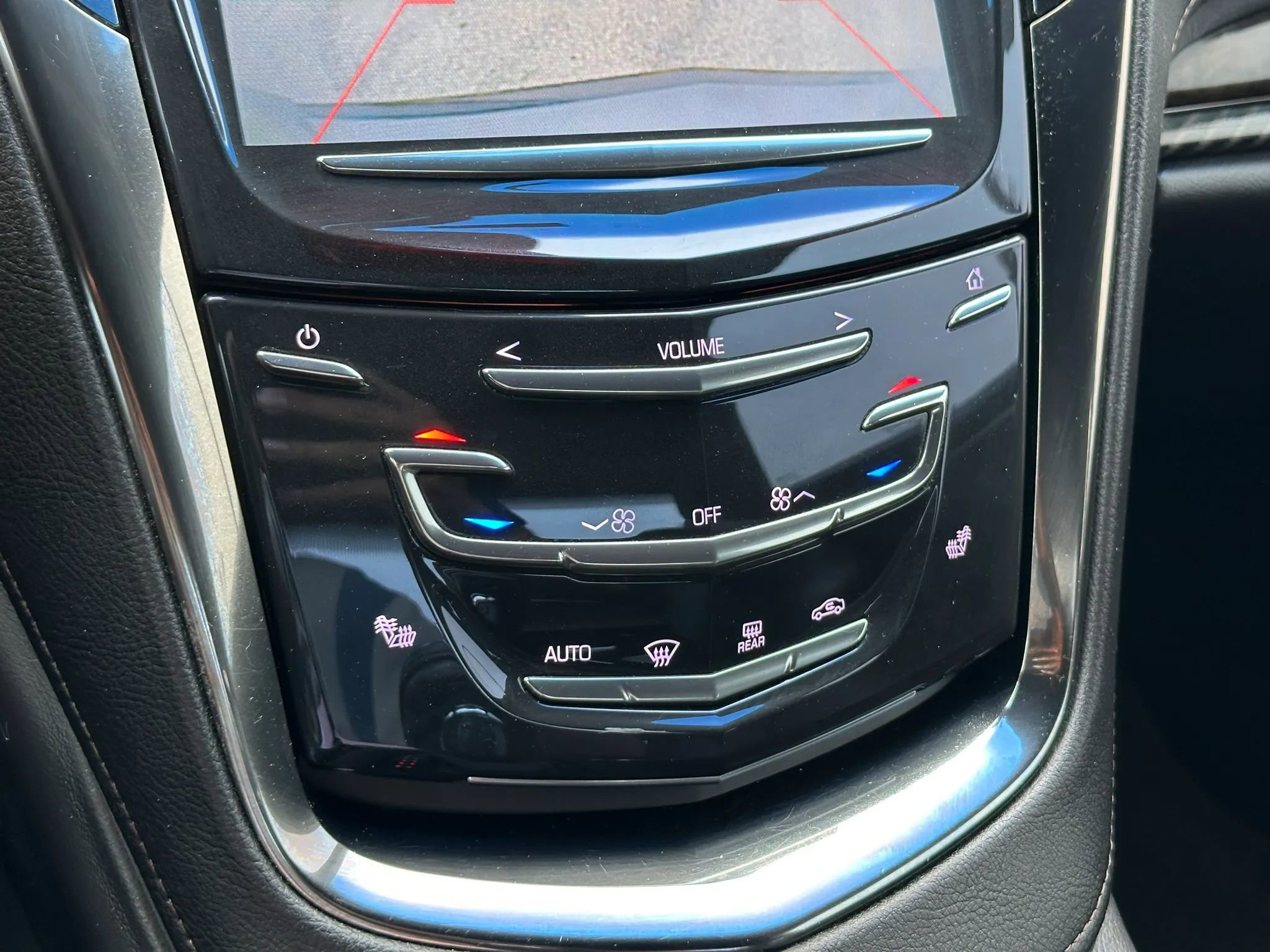 Used 2014 Cadillac ELR w/ Luxury Package FWD image 35