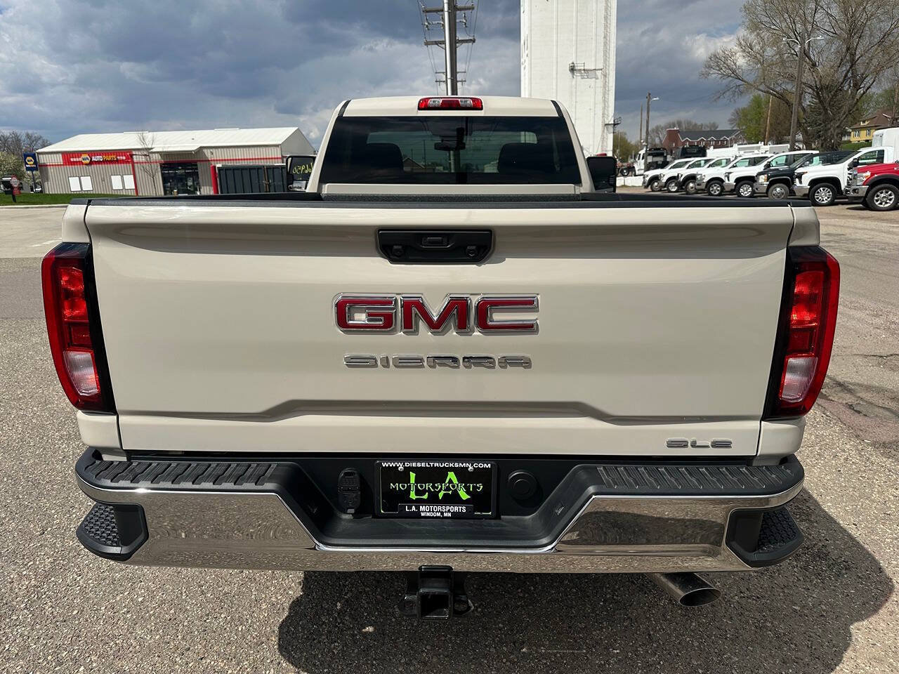 Used 2026 GMC Sierra 3500 SLE w/ SLE Convenience Package AWD/4WD image 4