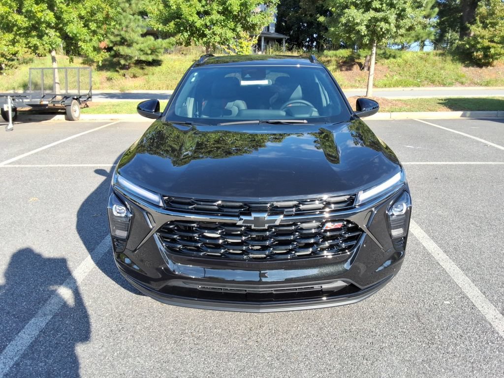 New 2026 Chevrolet Trax RS w/ Sunroof Package FWD image 2