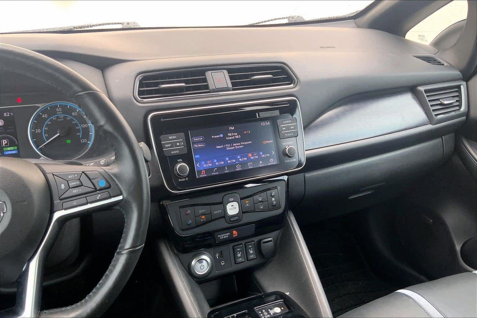 Used 2018 Nissan Leaf SL w/ SL Technology Package FWD image 15