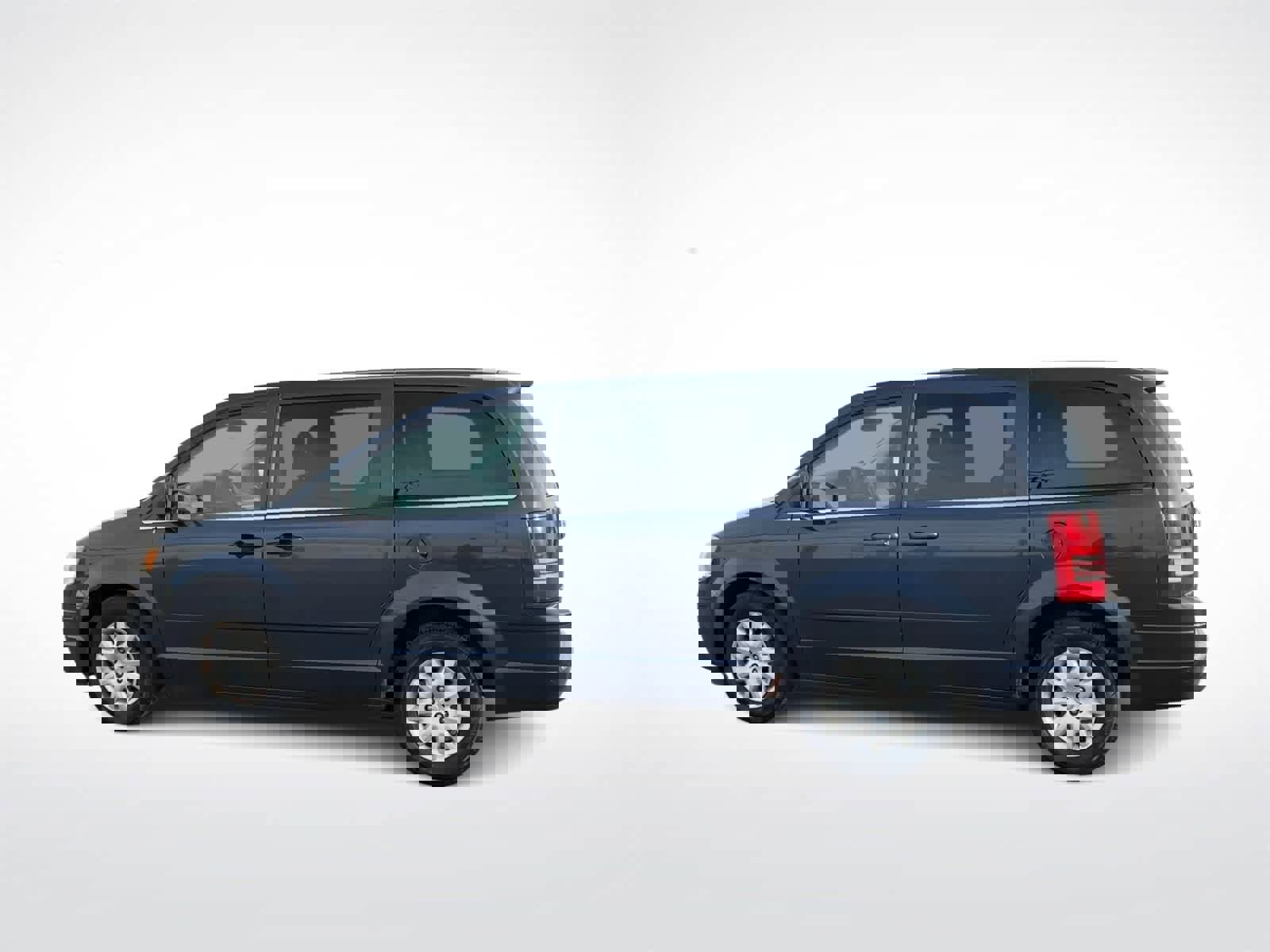 Used 2009 Chrysler Town & Country LX image 6