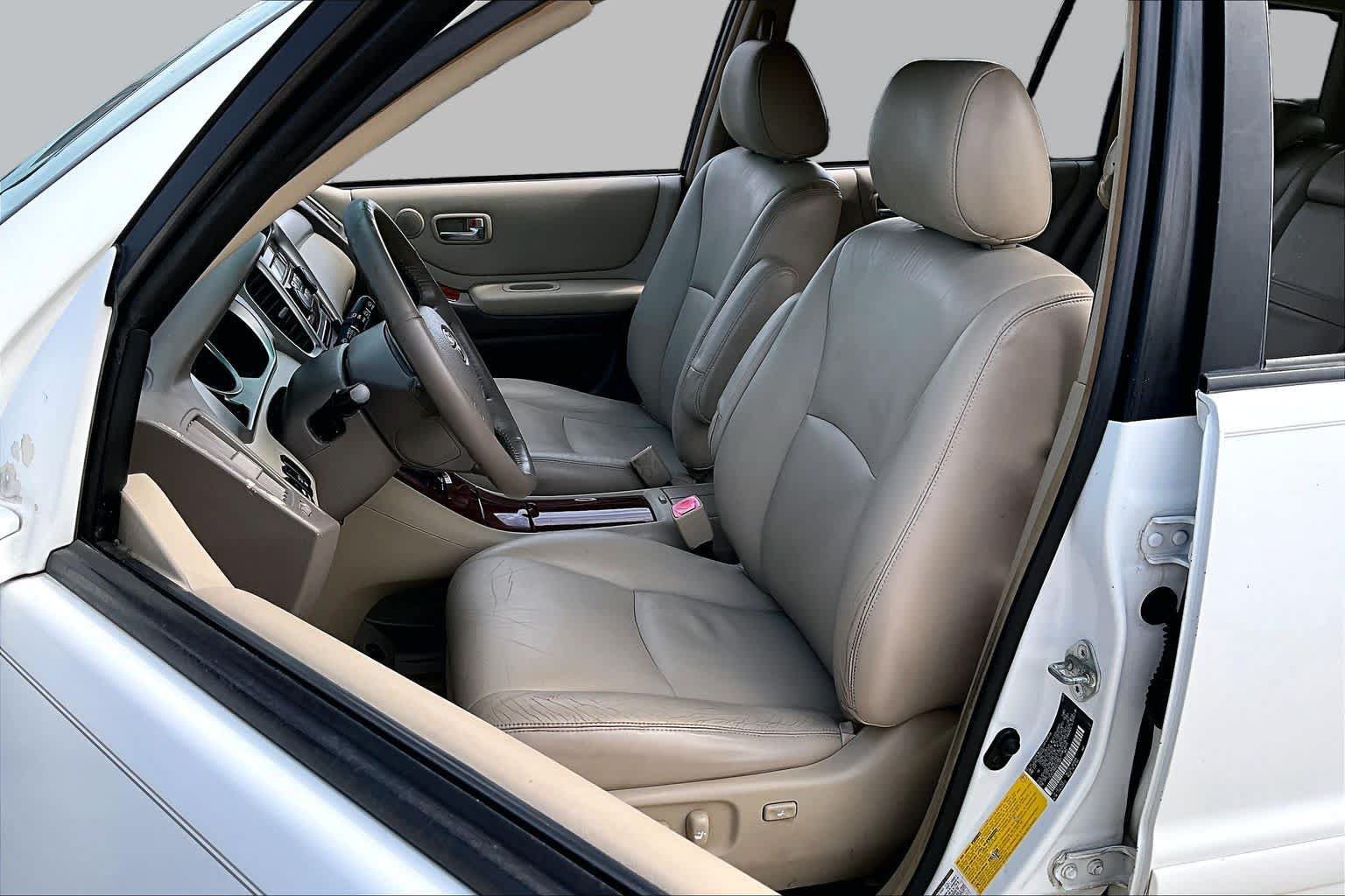 Used 2004 Toyota Highlander Limited FWD image 7