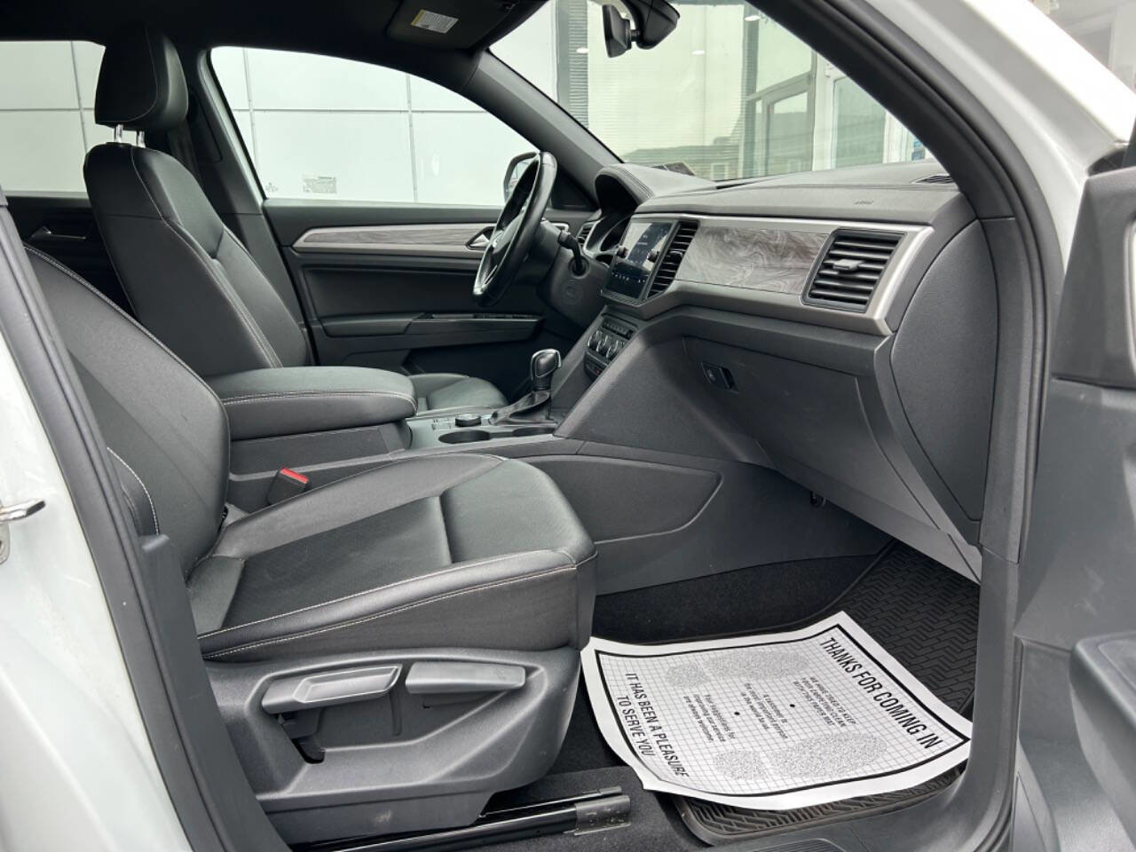 Used 2020 Volkswagen Atlas Cross Sport SE image 17