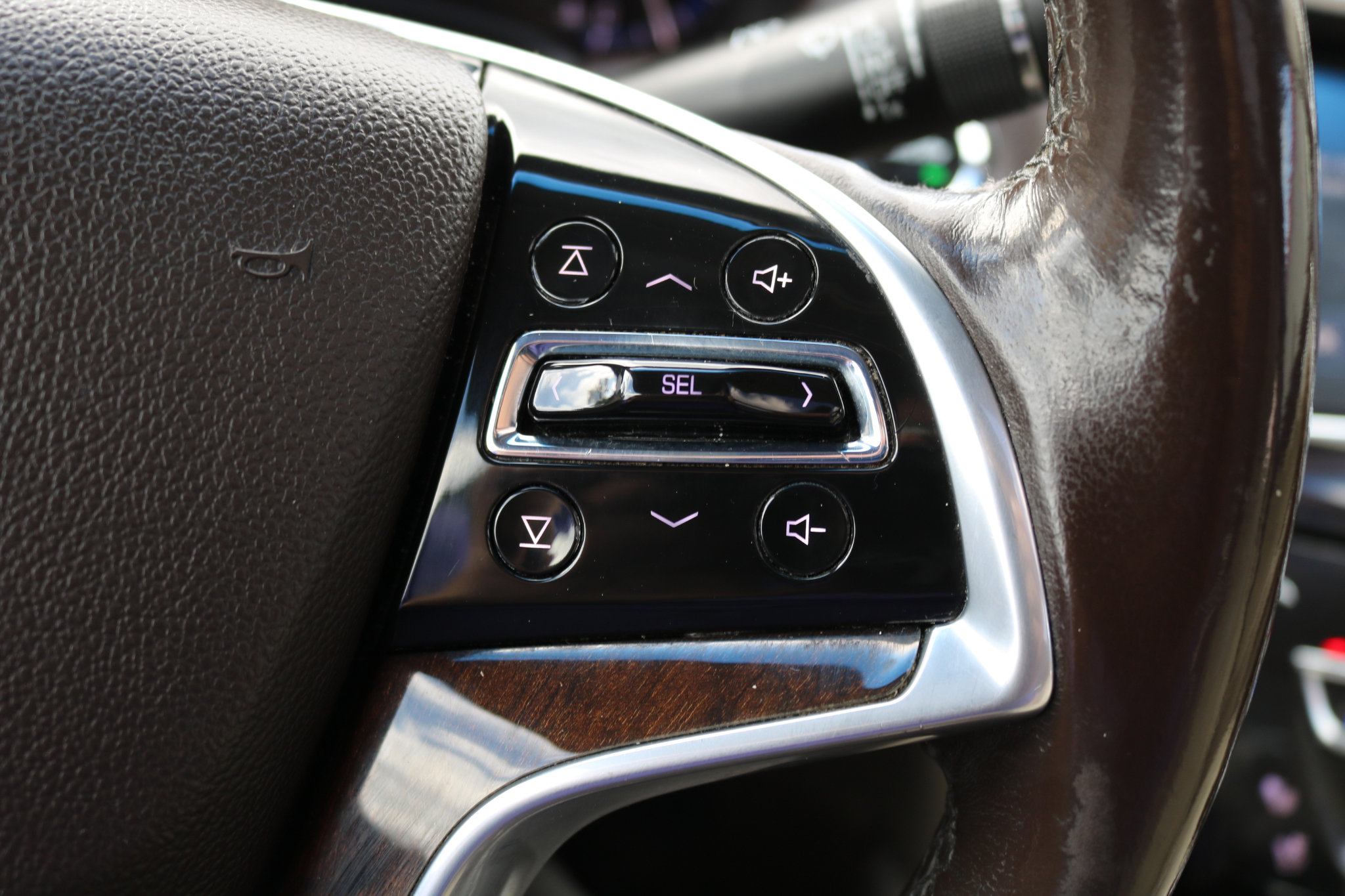 Used 2016 Cadillac XTS Luxury w/ Driver Awareness Package image 39