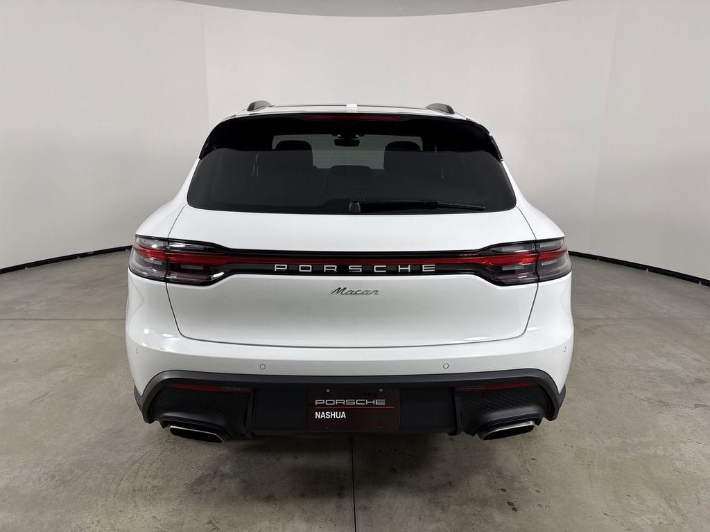 New 2026 Porsche Macan AWD/4WD image 6