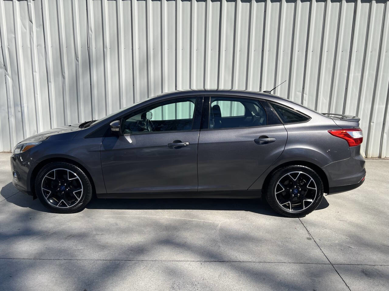 Used 2014 Ford Focus SE w/ Equipment Group 201A image 6