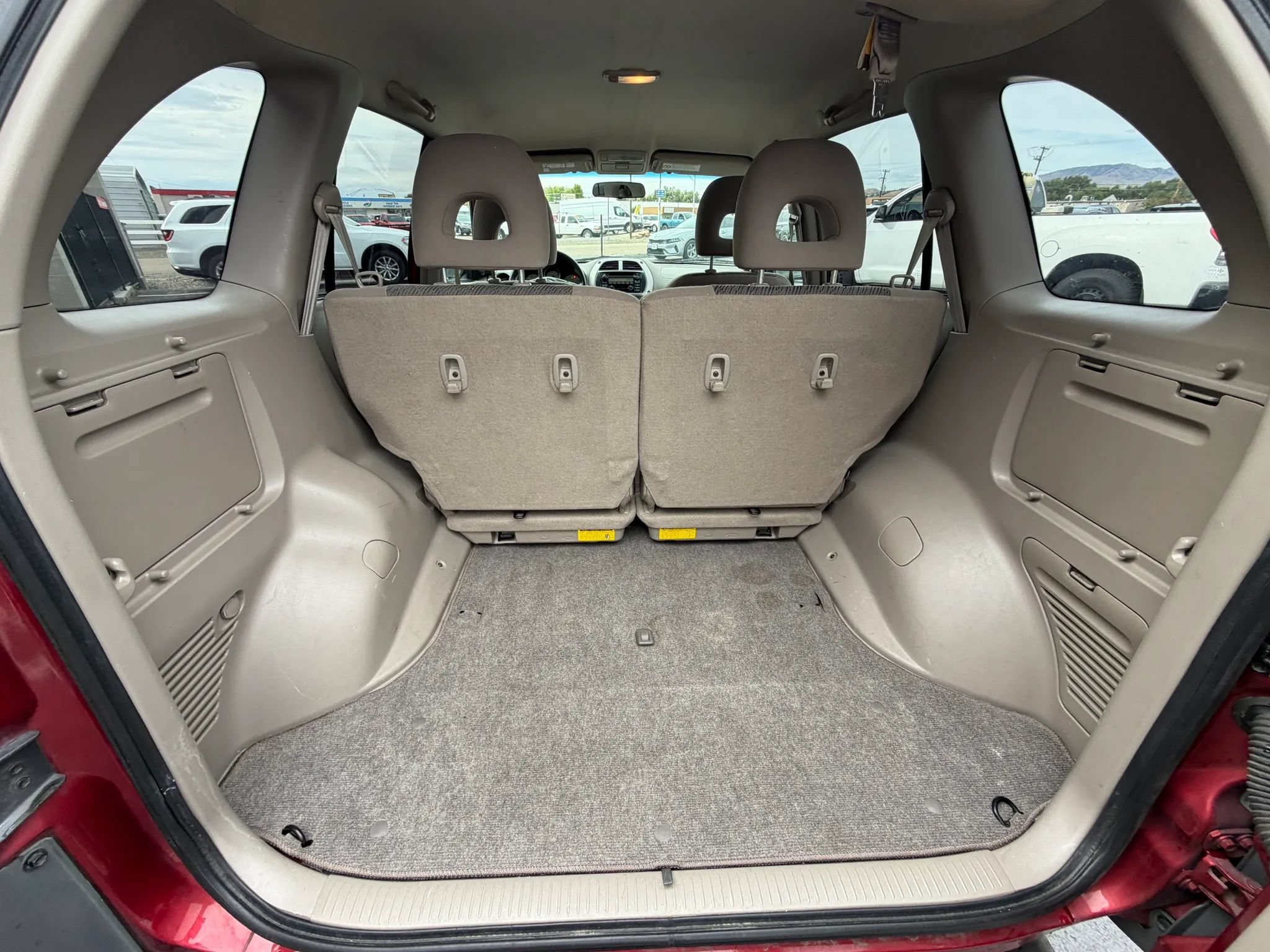 Used 2001 Toyota RAV4 2WD w/ Quick-Order Pkg image 19