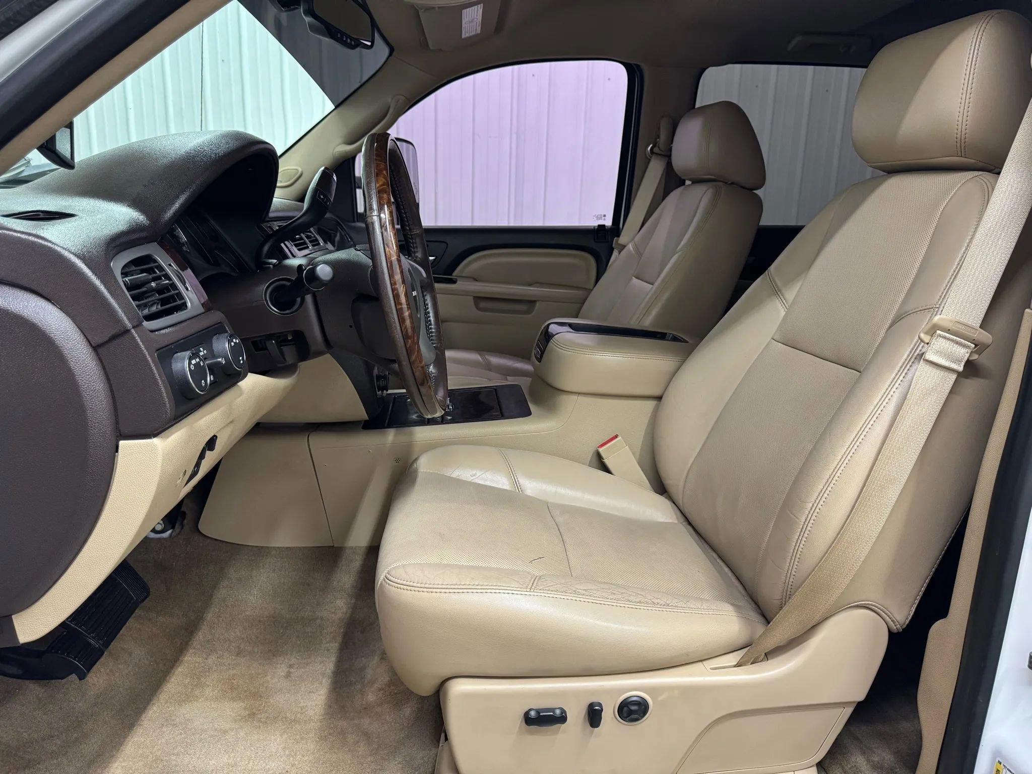 Used 2013 GMC Sierra 3500 Denali image 11