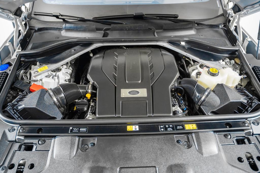Used 2023 Land Rover Range Rover Long Wheelbase Autobiography image 21
