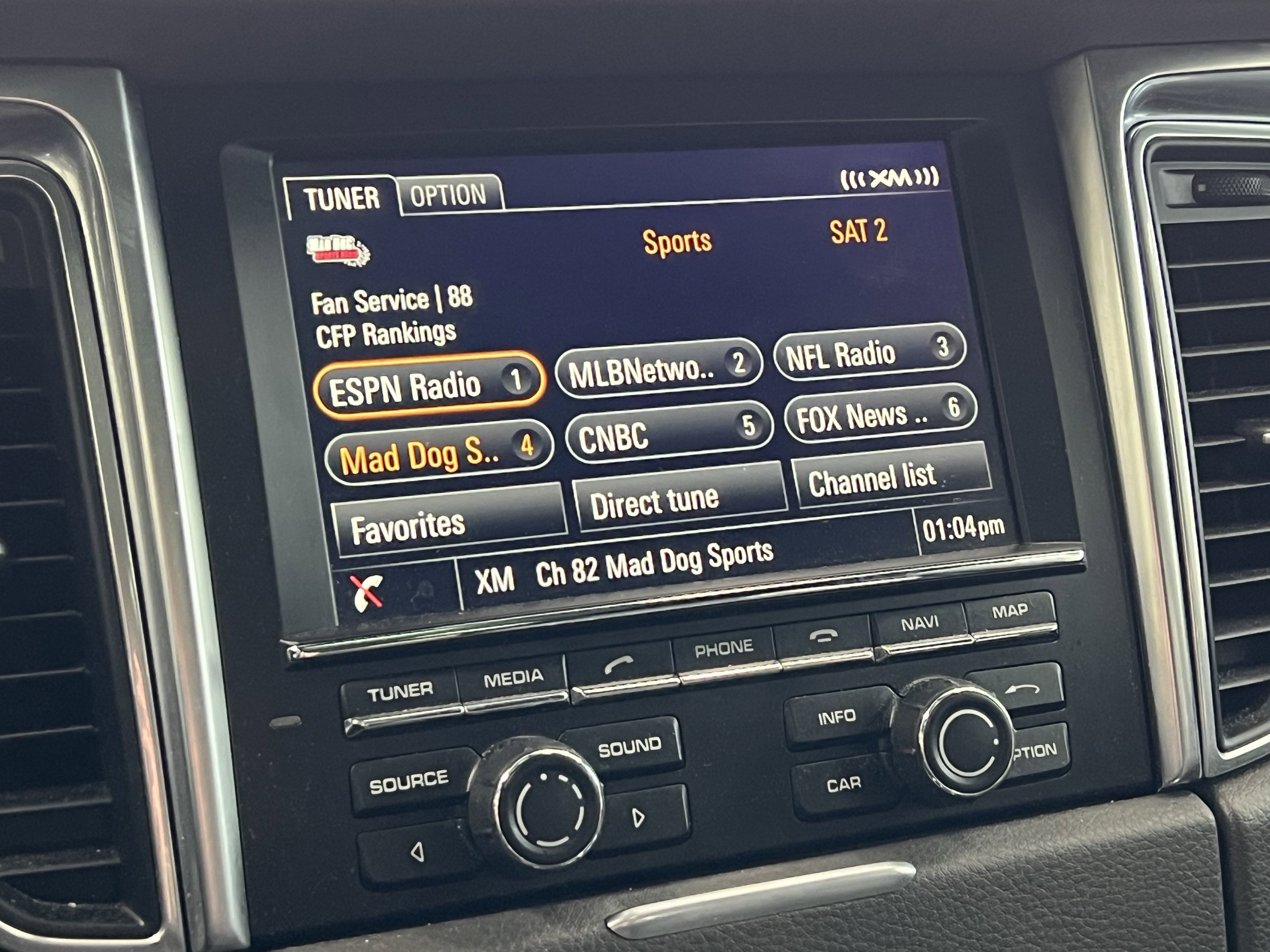 Used 2016 Porsche Macan S image 24