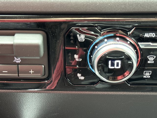 New 2026 GMC Sierra 1500 SLT w/ SLT Premium Plus Package image 22