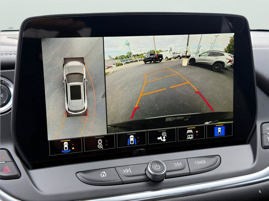 New 2026 Chevrolet Blazer LT w/ Sound & Technology Package AWD/4WD image 29