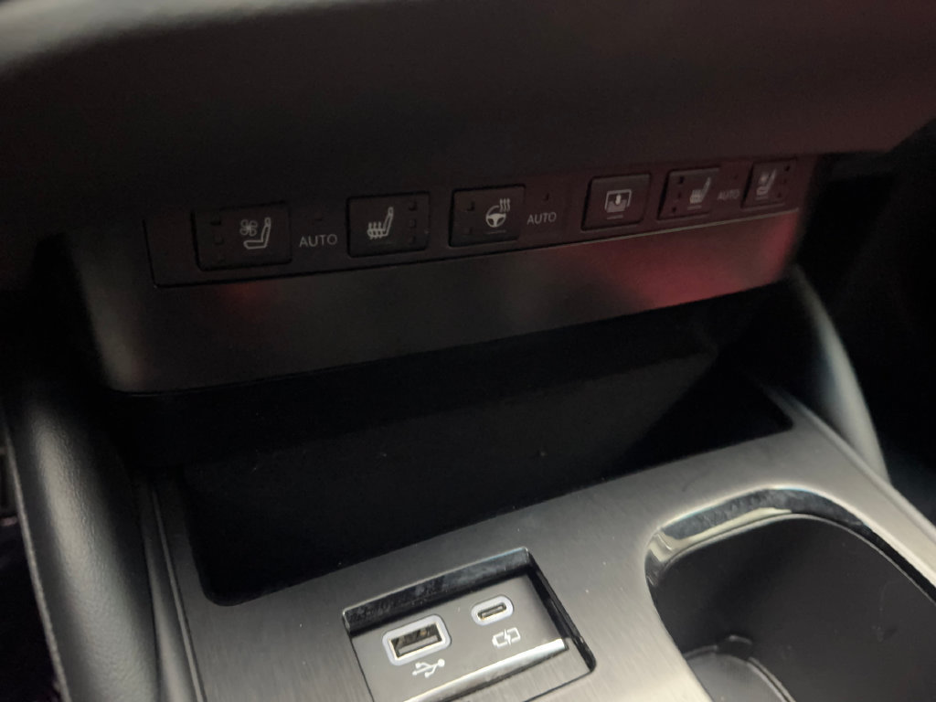 Used 2024 Lexus ES 350 F Sport w/ Accessory Package (Z2) FWD image 66