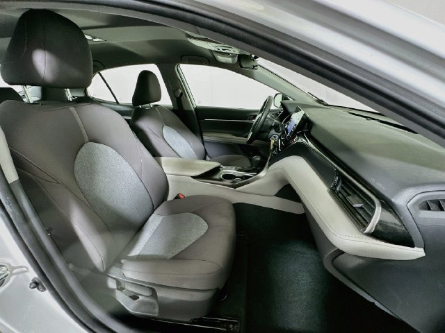 Certified 2022 Toyota Camry LE FWD image 25