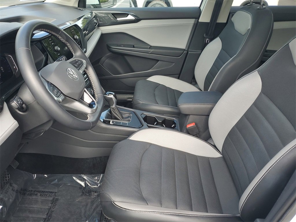Used 2022 Volkswagen Taos SEL image 20