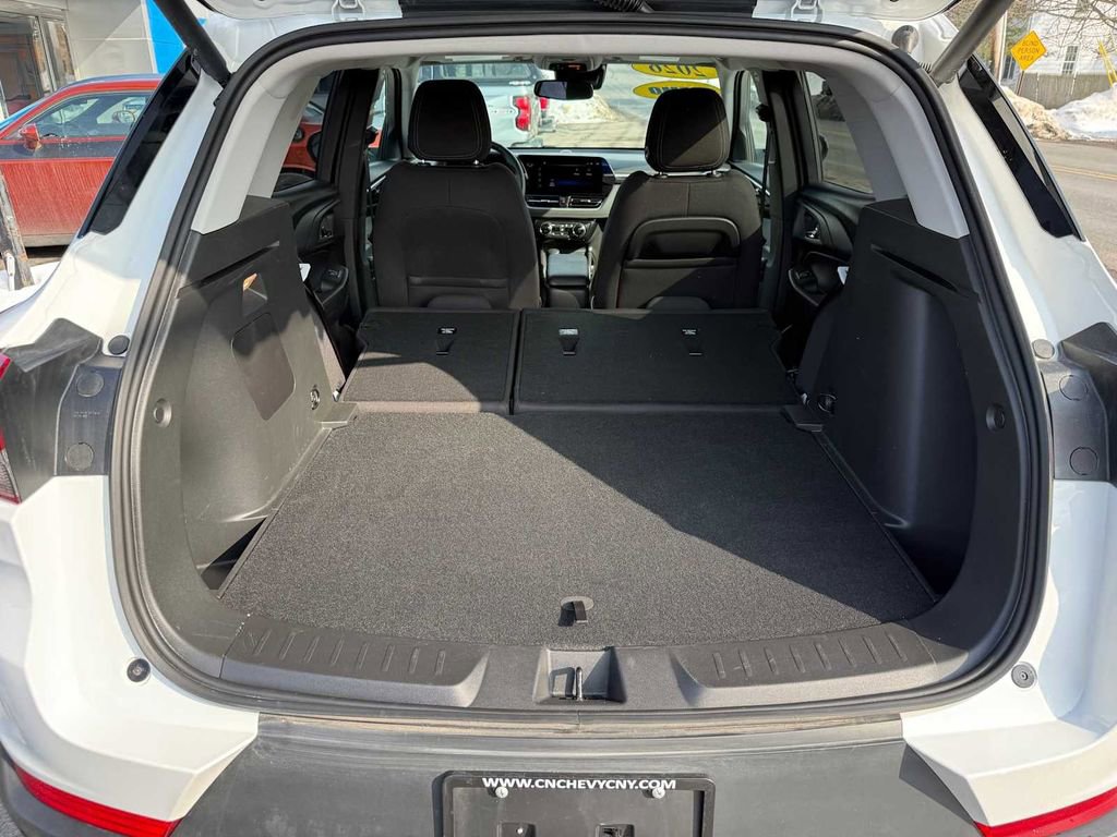Used 2026 Chevrolet TrailBlazer LT w/ Convenience Package image 29