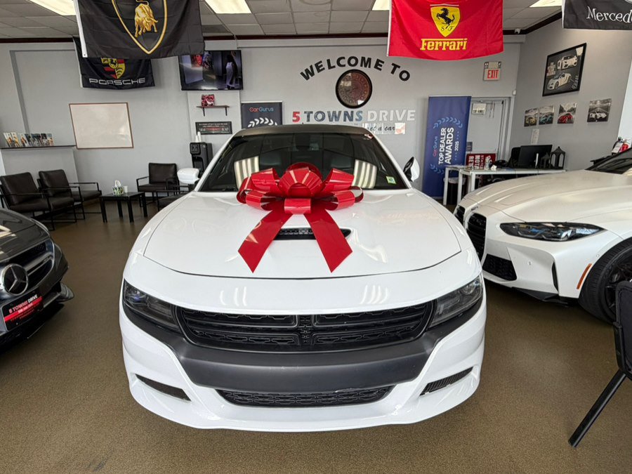 Used 2021 Dodge Charger Scat Pack RWD image 3