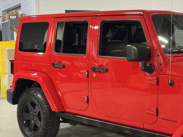Used 2015 Jeep Wrangler Unlimited Sahara image 6