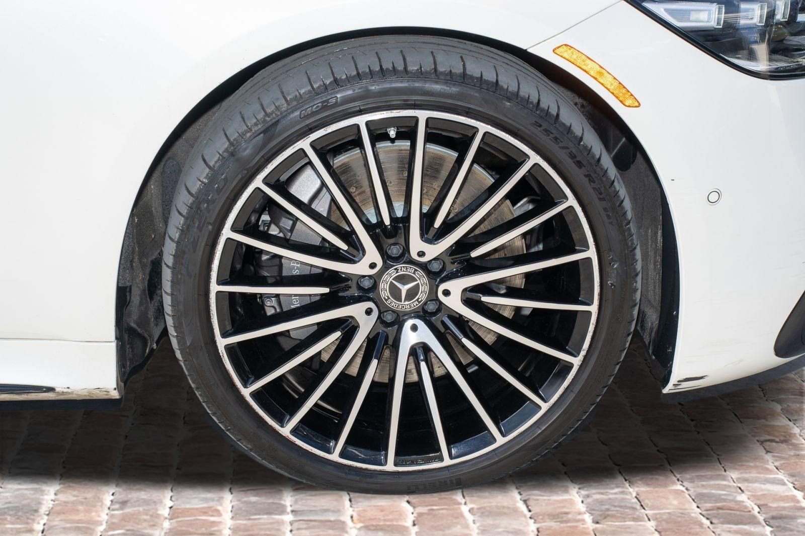 Used 2022 Mercedes-Benz S 500 S 500 w/ AMG Line Package image 40