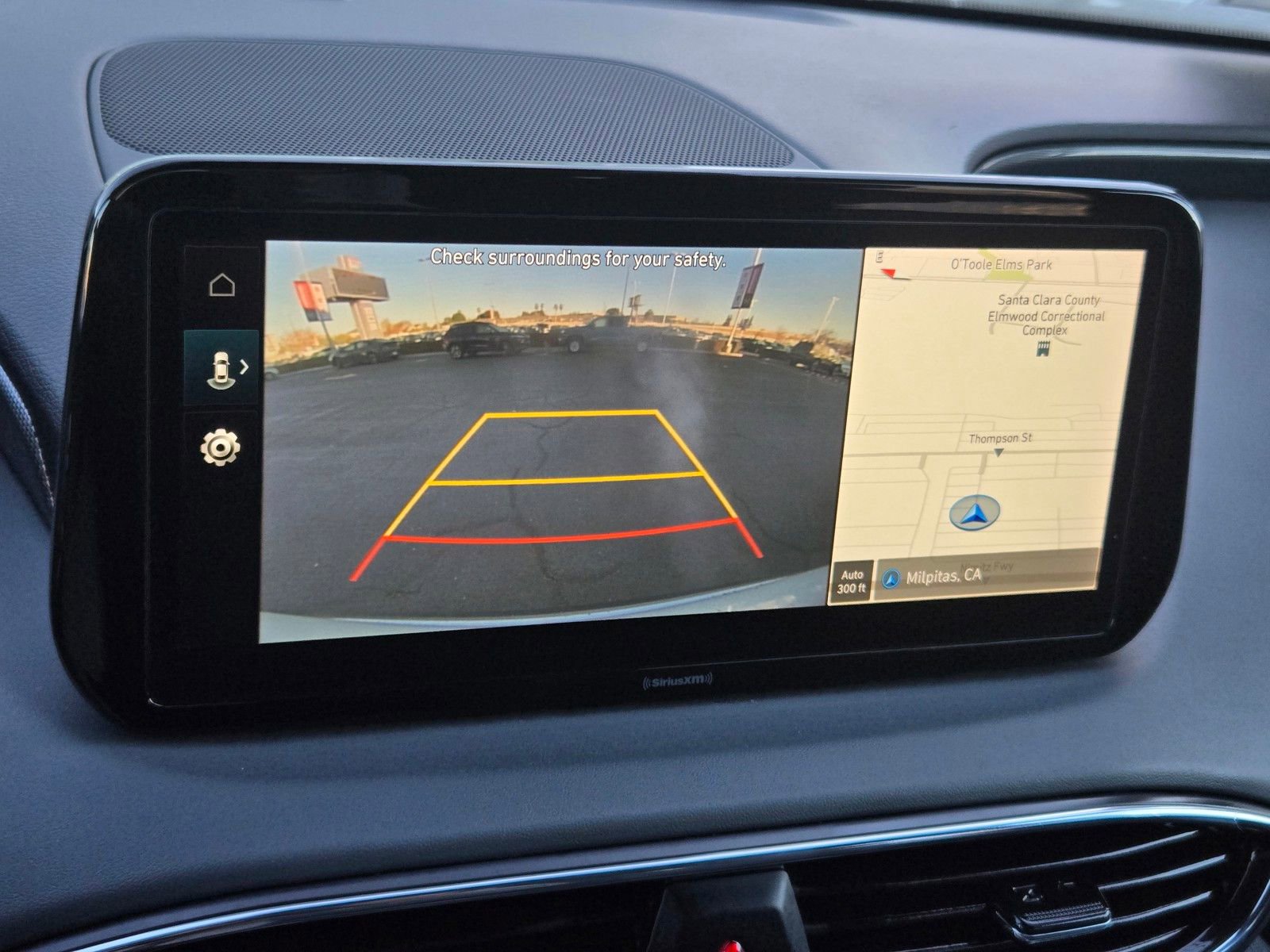 Used 2023 Hyundai Santa Fe SEL image 14