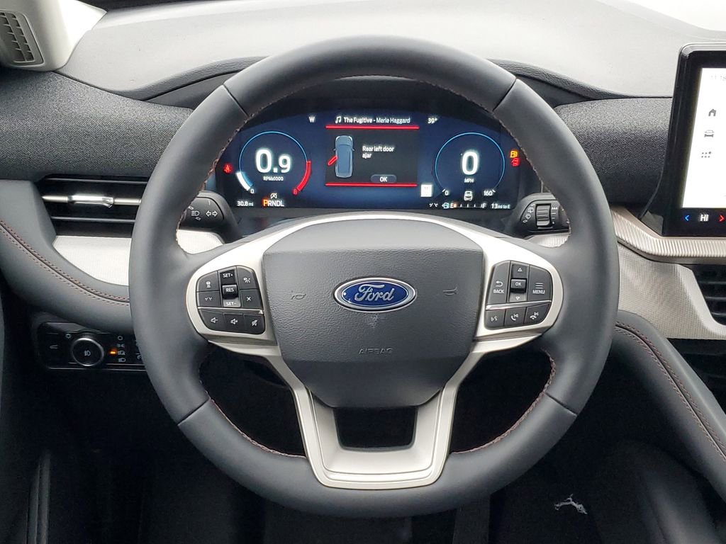 New 2026 Ford Explorer Active w/ Active Comfort Package image 27
