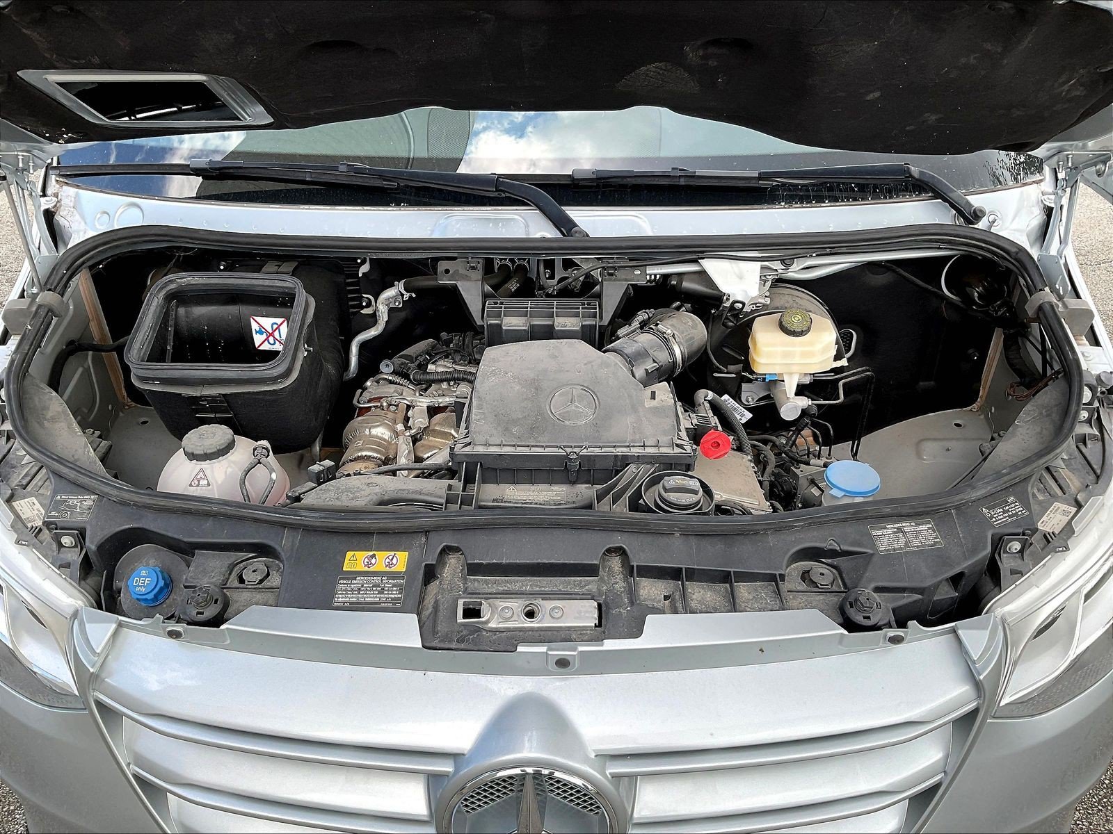 Used 2024 Mercedes-Benz Sprinter 3500 image 28