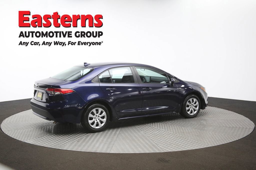 Used 2022 Toyota Corolla LE image 42