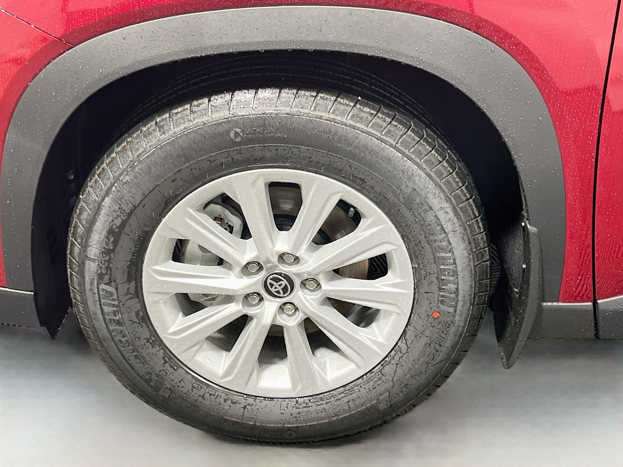 New 2026 Toyota Grand Highlander XLE FWD image 13