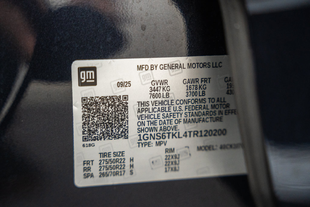 Used 2026 Chevrolet Tahoe High Country AWD/4WD image 46