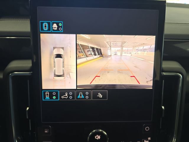 Certified 2025 GMC Yukon Elevation w/ LPO, Yukon Black Package image 16