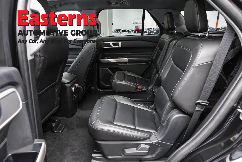 Used 2022 Ford Explorer XLT w/ Equipment Group 202A AWD/4WD image 23