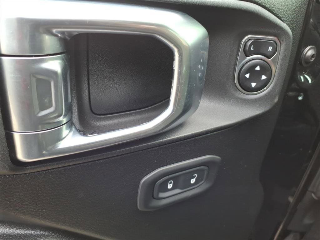 Used 2023 Jeep Wrangler Sport S image 20