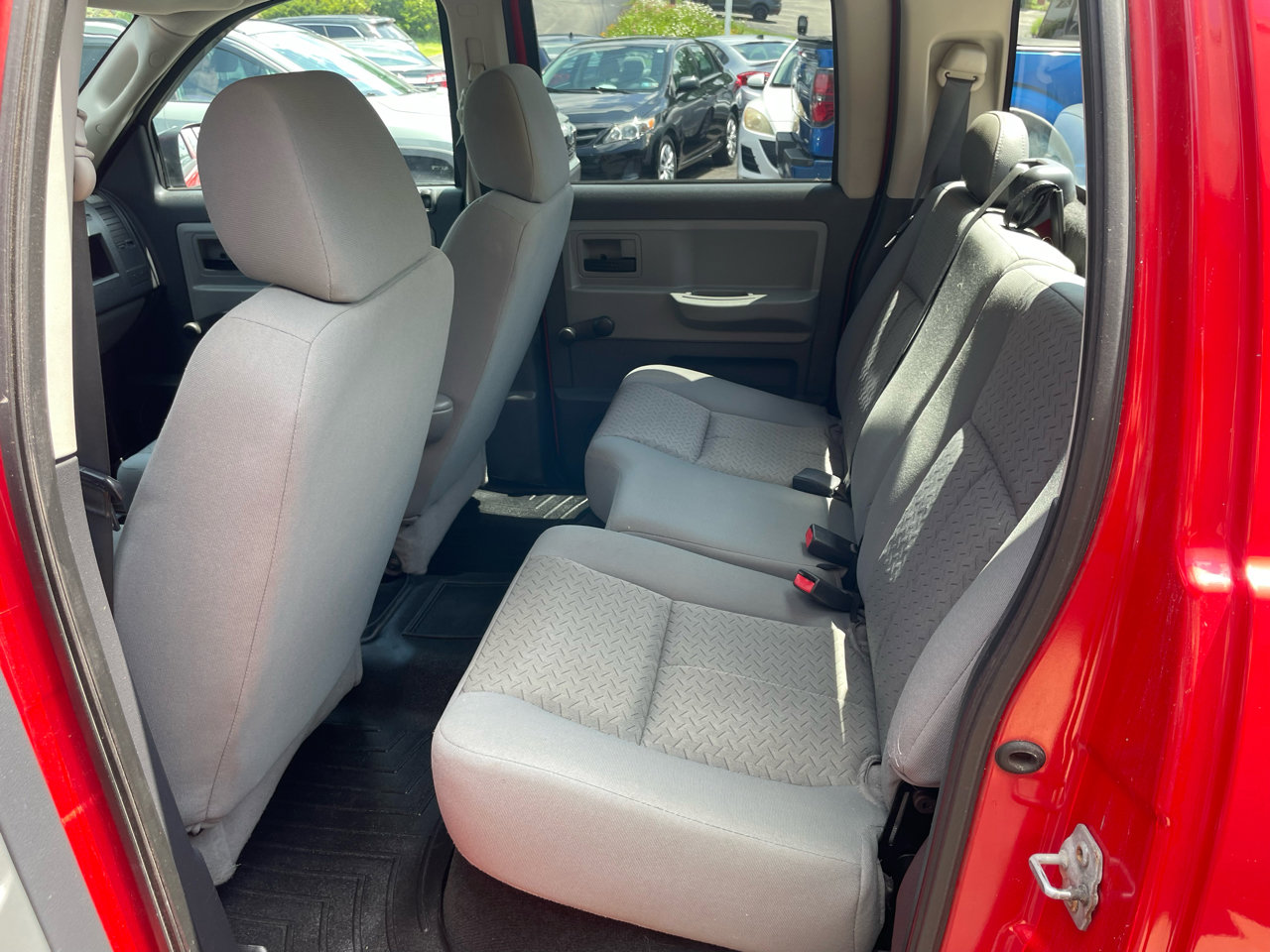 Used 2008 Dodge Dakota ST image 24