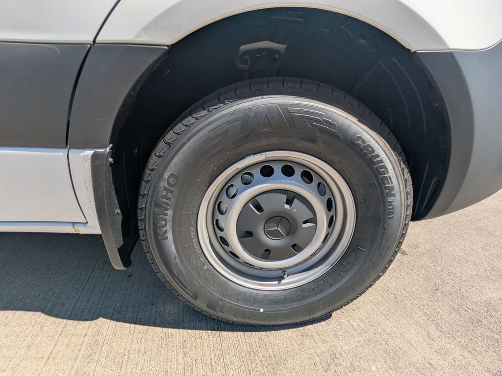 New 2026 Mercedes-Benz Sprinter 144 Cargo image 15