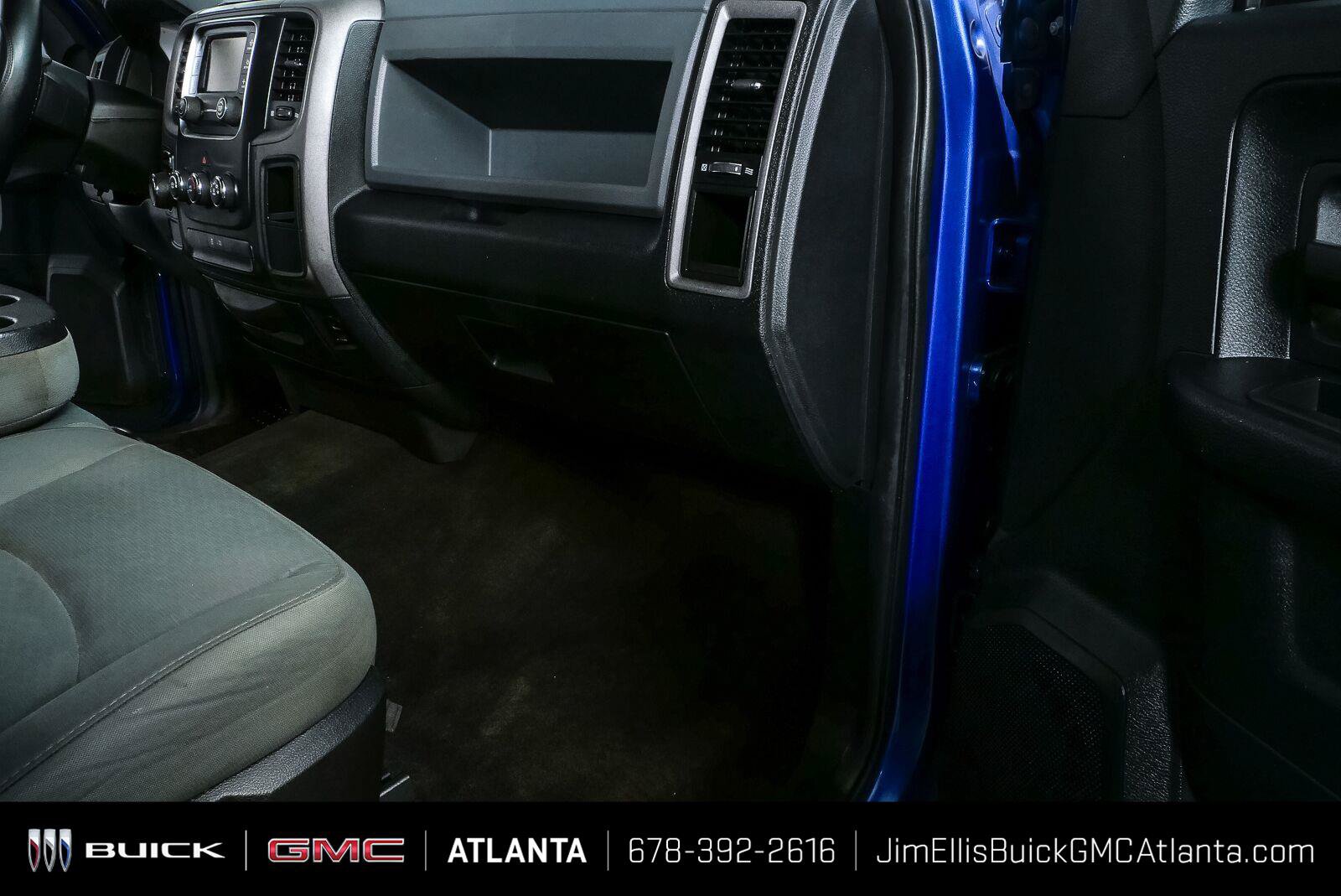 Used 2017 RAM 1500 Express w/ Express Value Package RWD image 23