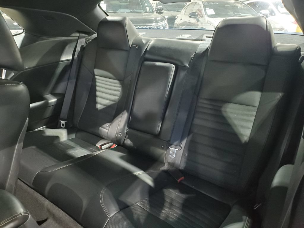 Used 2015 Dodge Challenger R/T Plus RWD image 23