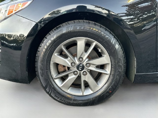 Used 2017 Kia Optima LX FWD image 29